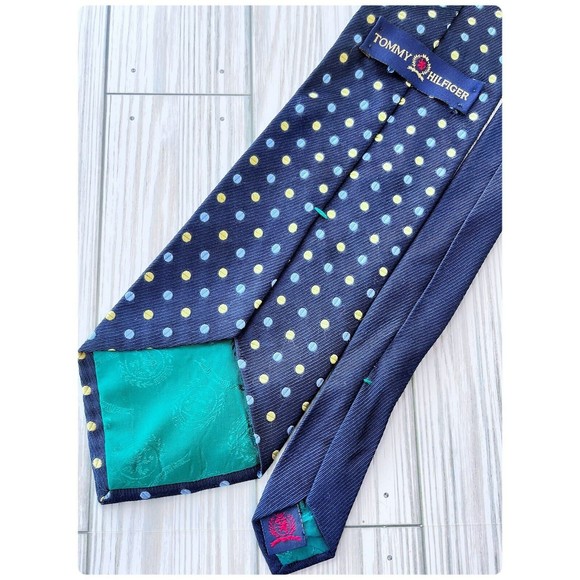 Tommy Hilfiger Men Necktie 100% Silk Vintage Logo Made in USA. Blue Polka Dots - Picture 3 of 3